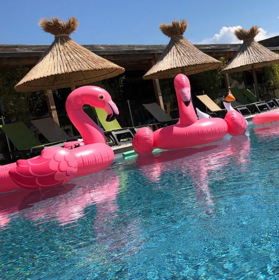 Lodges En Provence - Ecogites & Restaurant Insolites Richerenches Dış mekan fotoğraf
